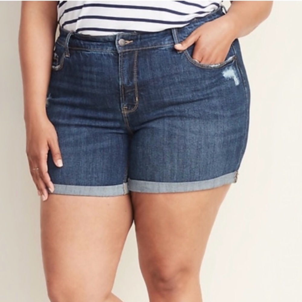 Old Navy Women Distressed Slim Midi High Rise‎ Cuffed Shorts Plus Size 18 055